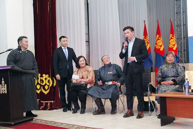 Булганчууд намчирхал, ажилгүйдлийг таслан зогсоохыг хүслээ