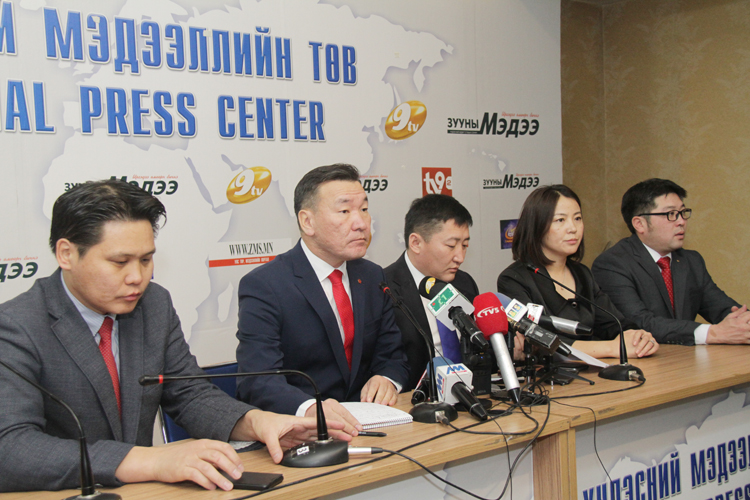 С.Ганбаатар: Бид чуулганаа нууцаар, тусгай хамгаалалтад биш ард түмнийхээ өмнө нээлттэй хийнэ