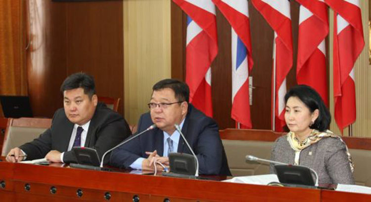 Сөрөг хүчин “Эрдэнэт” үйлдвэрийн асуудалд ийм байр суурьтай байна