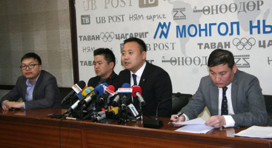 Үндсэн хуулийн цэц өргөдөл, гомдлыг авч хэлэлцэхгүй байна гэв