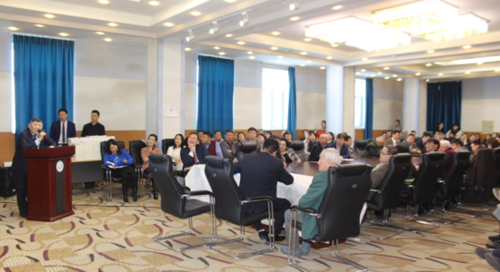 Ц.Өнөрбаян: Хэл нь тухайн үндэстэний оршин байх дархлаа нь болохоос, өмч биш юм