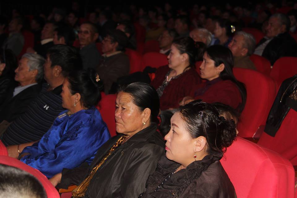 Сүхбаатарчууд дээд хуулийг батлахыг дэмжлээ