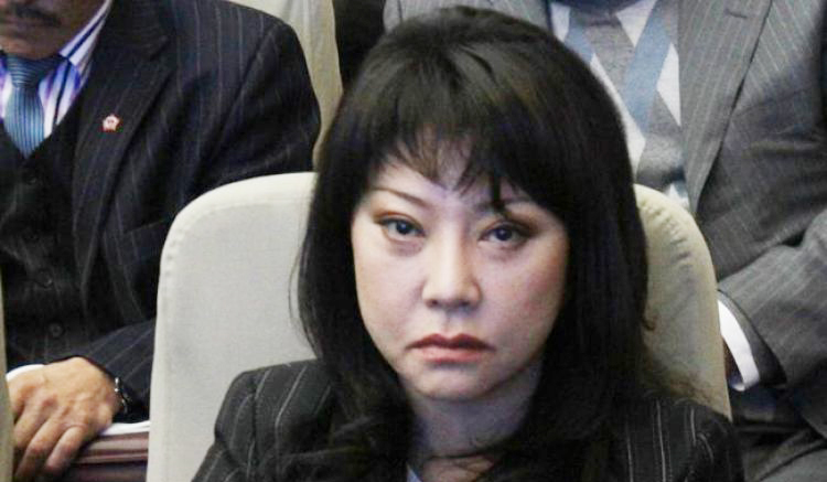 Г.Алтанг гэрчээр дуудна