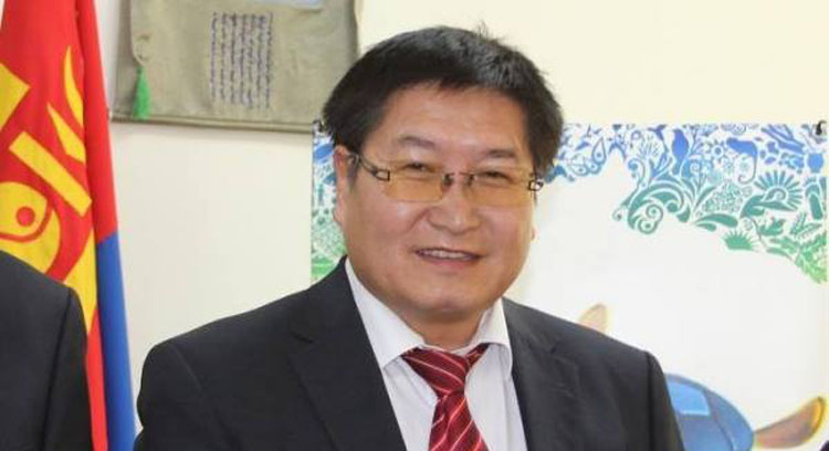 Ц.Энхбатыг ҮАБЗ-ийн шинжээчээр томилжээ