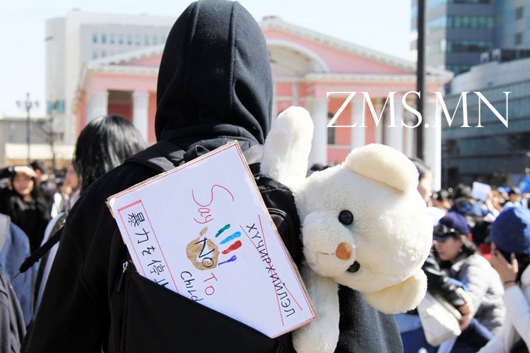 Аав, ээжтэй үрсийн амьдын хагацал  харамсалтай...