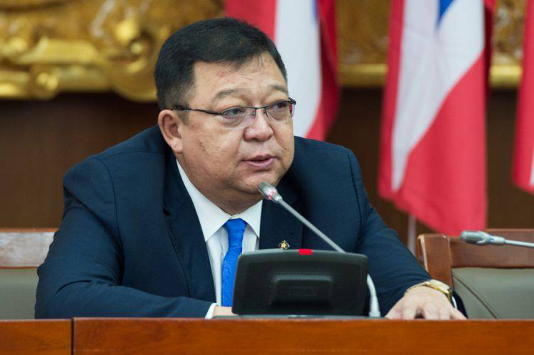 С.Эрдэнэ: Зээлийн хүүг 18 хувь  байхаар тусгасан