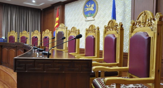 Хөвсгөлийн Засаг даргыг томилсон нь хууль зөрчсөн гэж үзлээ