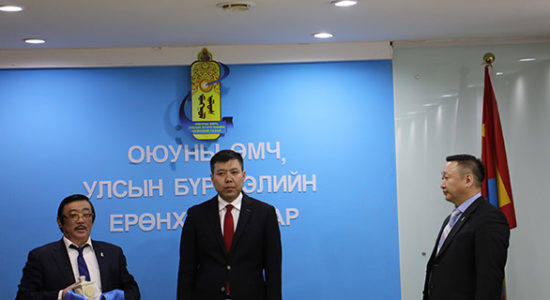 Оюуны өмч, улсын бүртгэлийн ерөнхий газрын даргаар  Д.Дэлгэрсайханыг томилжээ