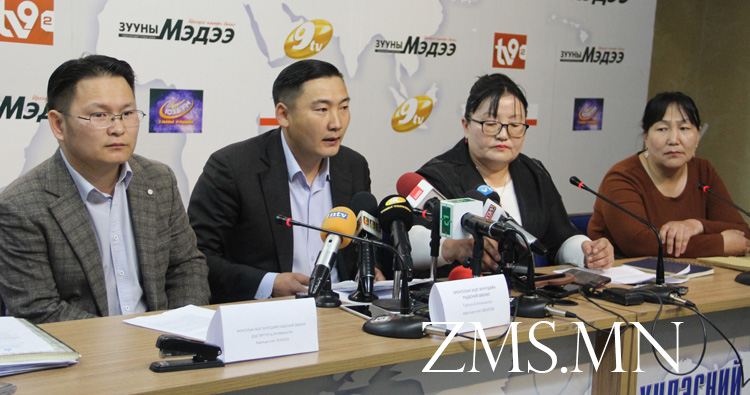 “Зөвшөөрөгдөөгүй вакцинаар туршилт хийж байна”