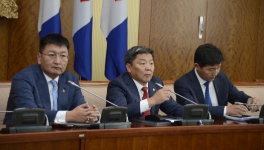 Бүлэг:У.Хүрэлсүхийн Засгийн газар халаа сэлгээ их хийсэн байна