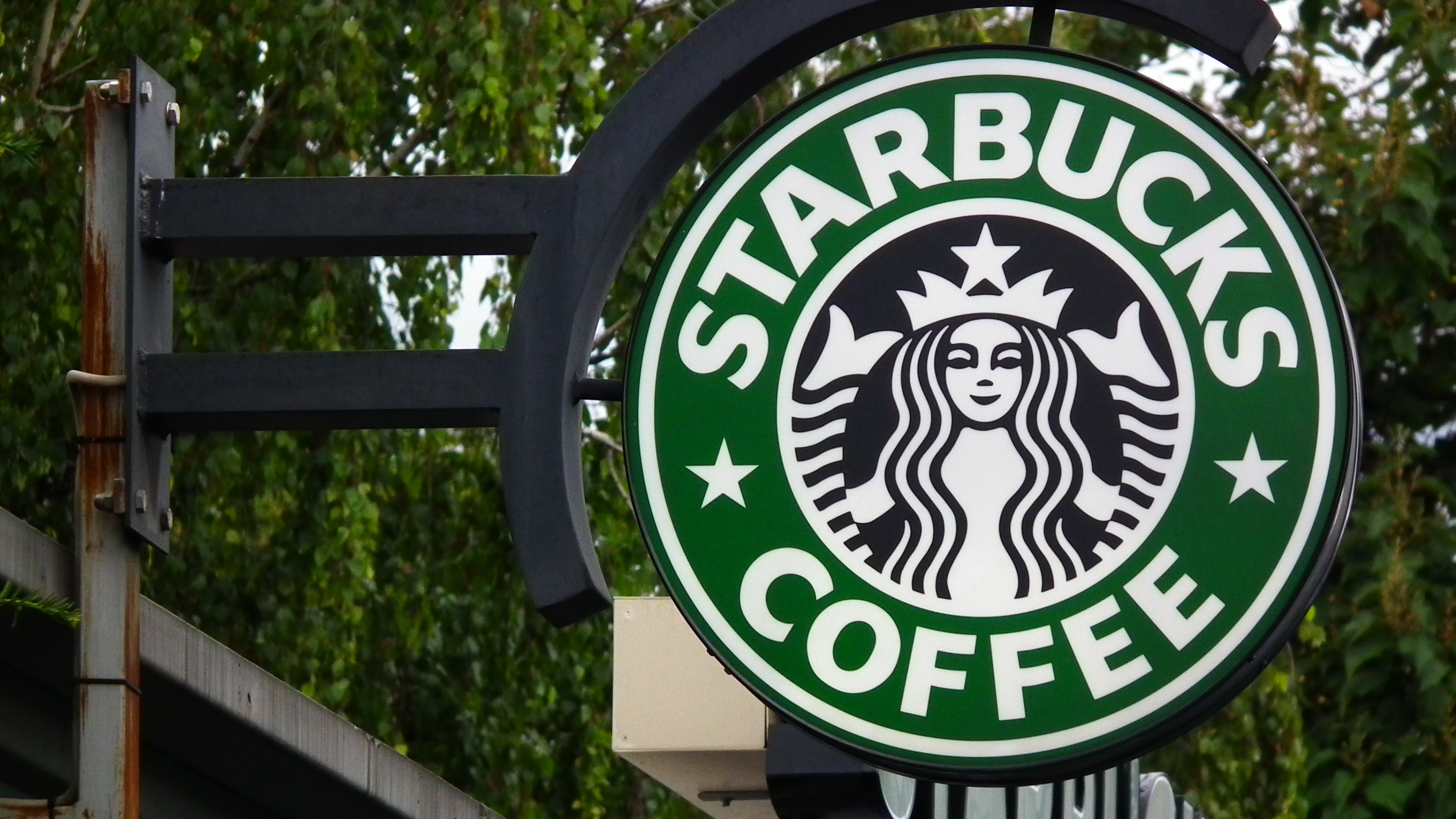 Starbucks бойкотод өртөв