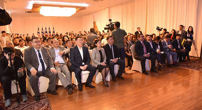 Эрх баригчдад сэтгэл дундуур байна гэв