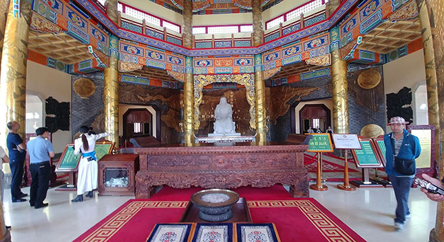 Ордос дахь “Чингисийн онгон”-ы нууцаас ...