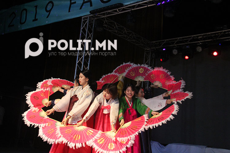 “Face of Mongolia 2019”-д 14 настай охин түрүүлэв