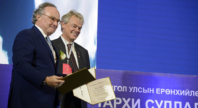 Эдвард Мозер: Тархины судалгаагаар мэдрэлийн гаралтай өвчнийг эмчилнэ