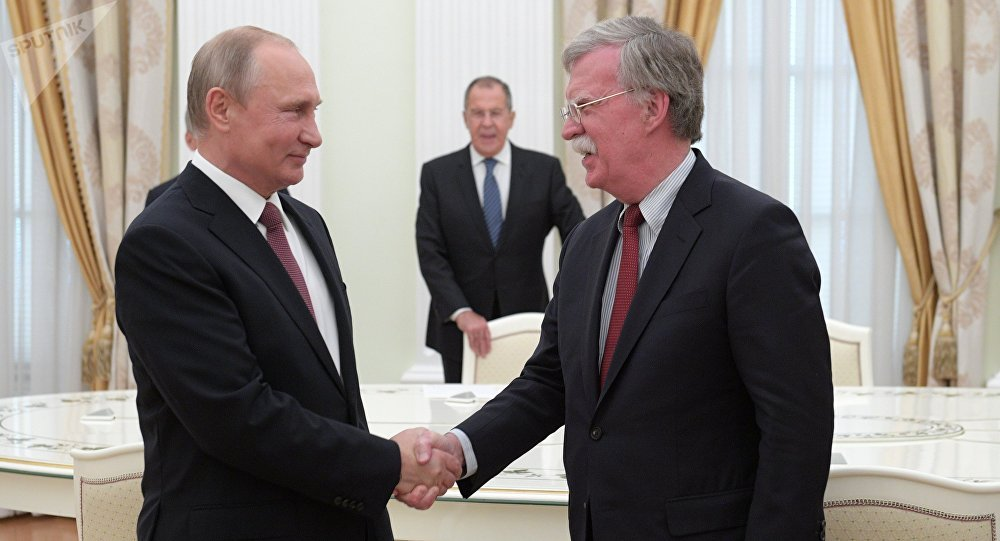 Жон Болтоныг хүлээн авч уулзав