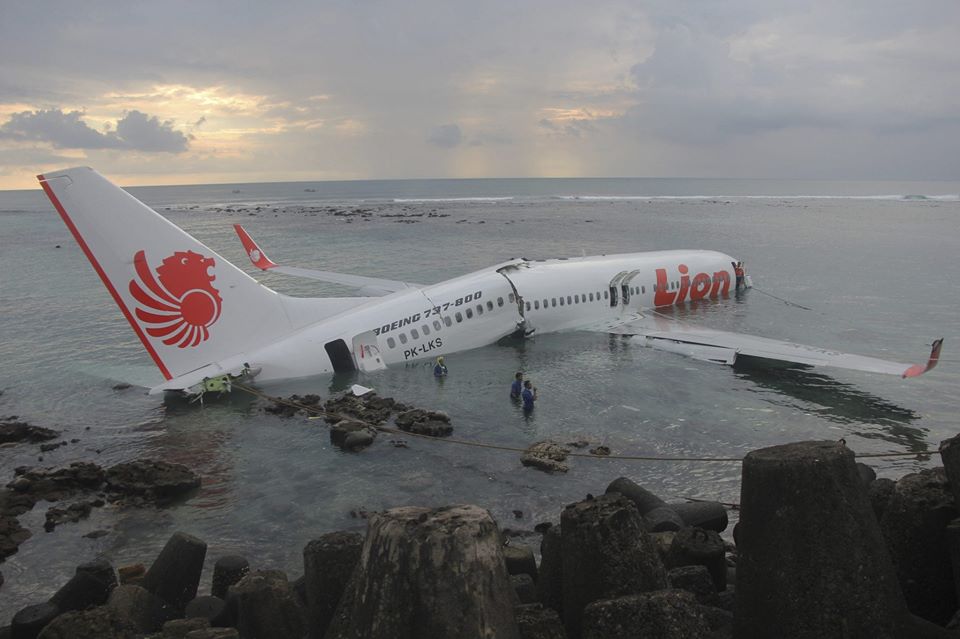 Далайд осолдсон “Lion Air” компанийн “Boeing 737 MAX 8” онгоц 181 зорчигчтой явжээ
