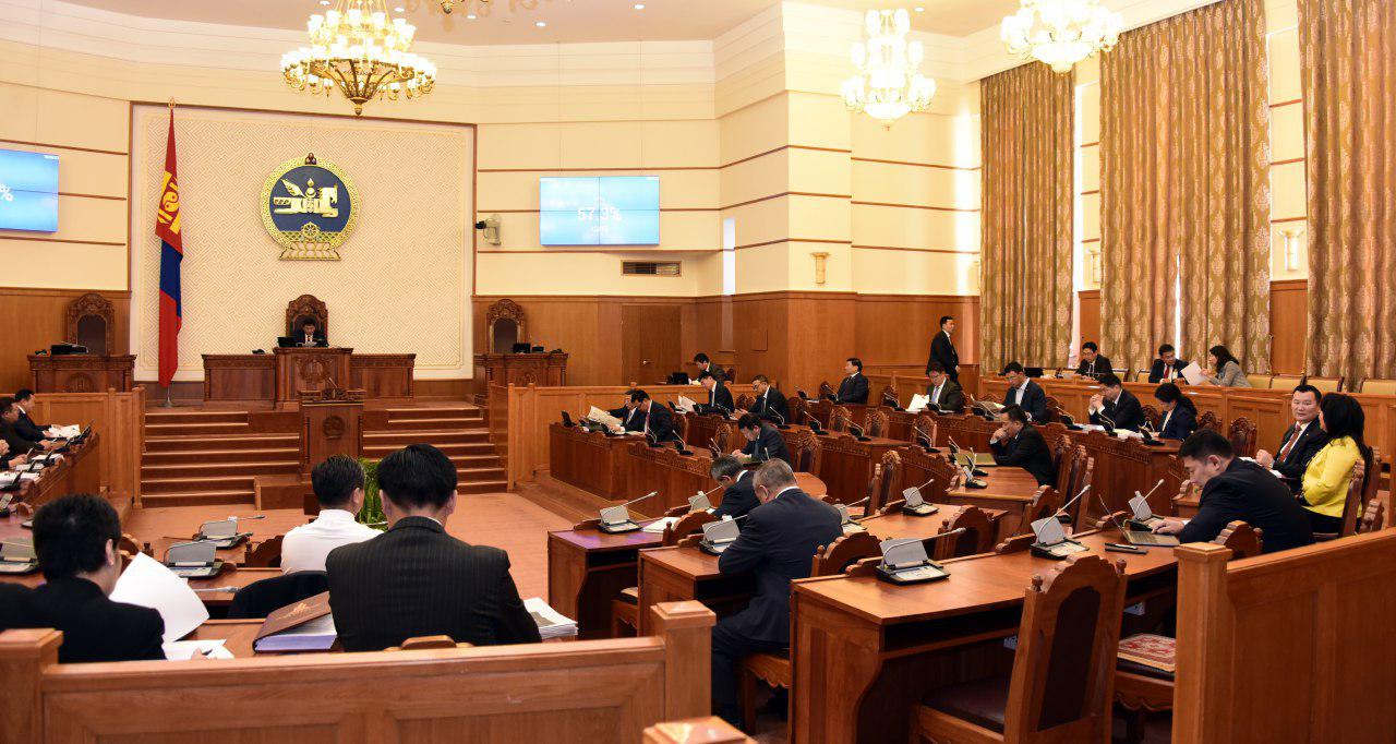 Польшид амьдарч буй иргэд тэтгэвэр, тэтгэмж авах эрх үүслээ