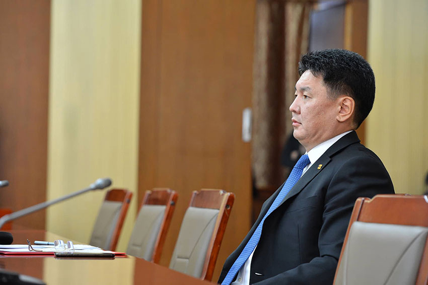 Д.Сүхбаатарын байгуулсан нам У.Хүрэлсүхийн гарт дуусна гэдэг үнэн боллоо