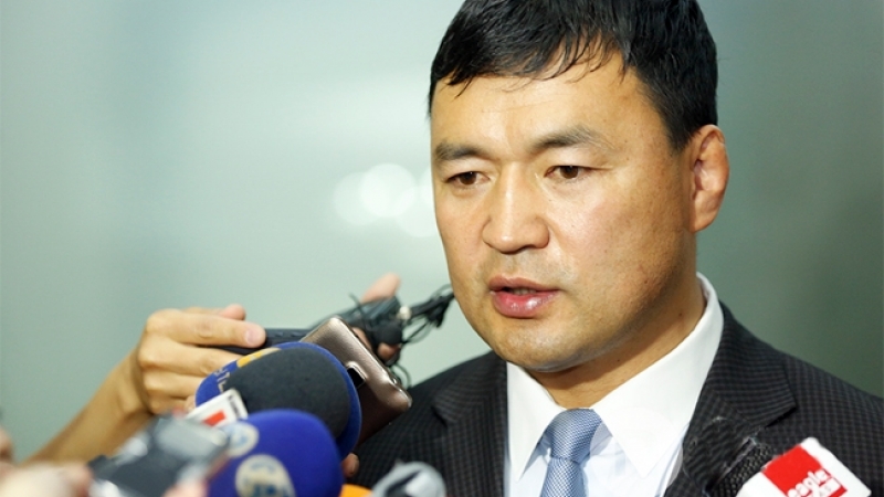 А.Сүхбат намын дарга нарын буруугаас болж ЖДҮ-ийн  зээл авчээ