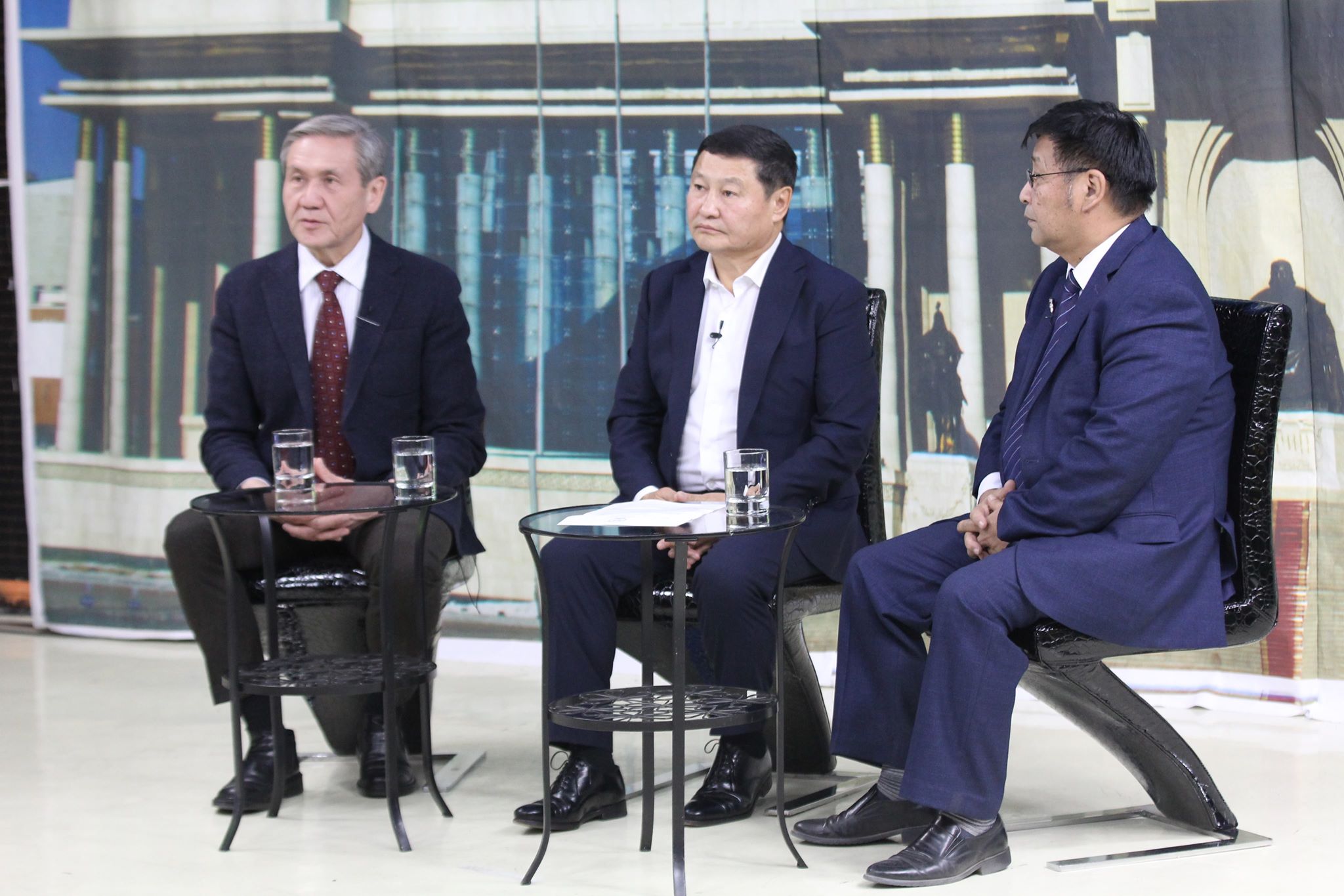 “УИХ гэмт хэрэгтнүүд  орж  нуугддаг хамгаалалтын газар болжээ”  