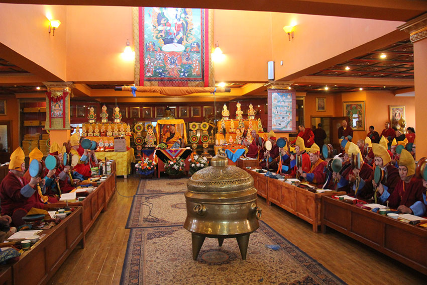 Гандантэгчинлэн хийдэд “Лүйжин ерөөл-2018” хурал номыг долоо хоног хурна