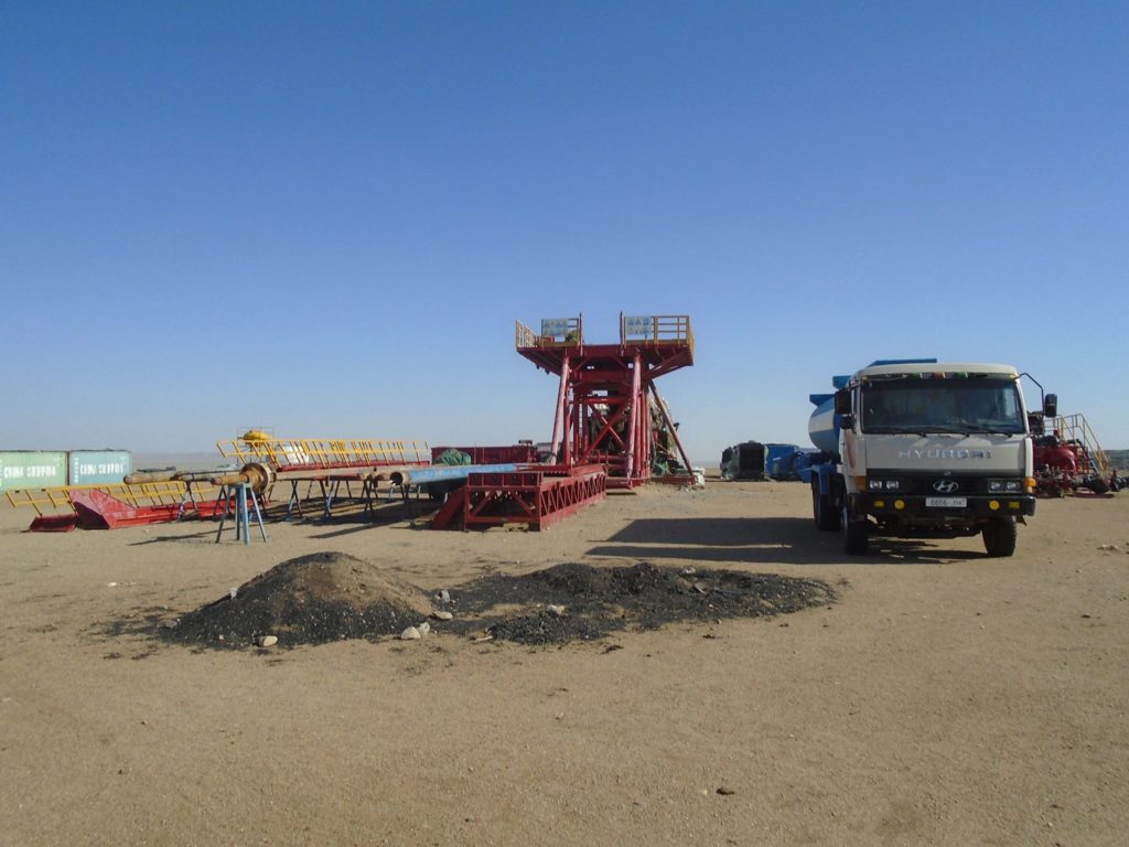 “Төр тоохгүй  байгаа учраас төрийн бус байгууллагад хандсан” гэв