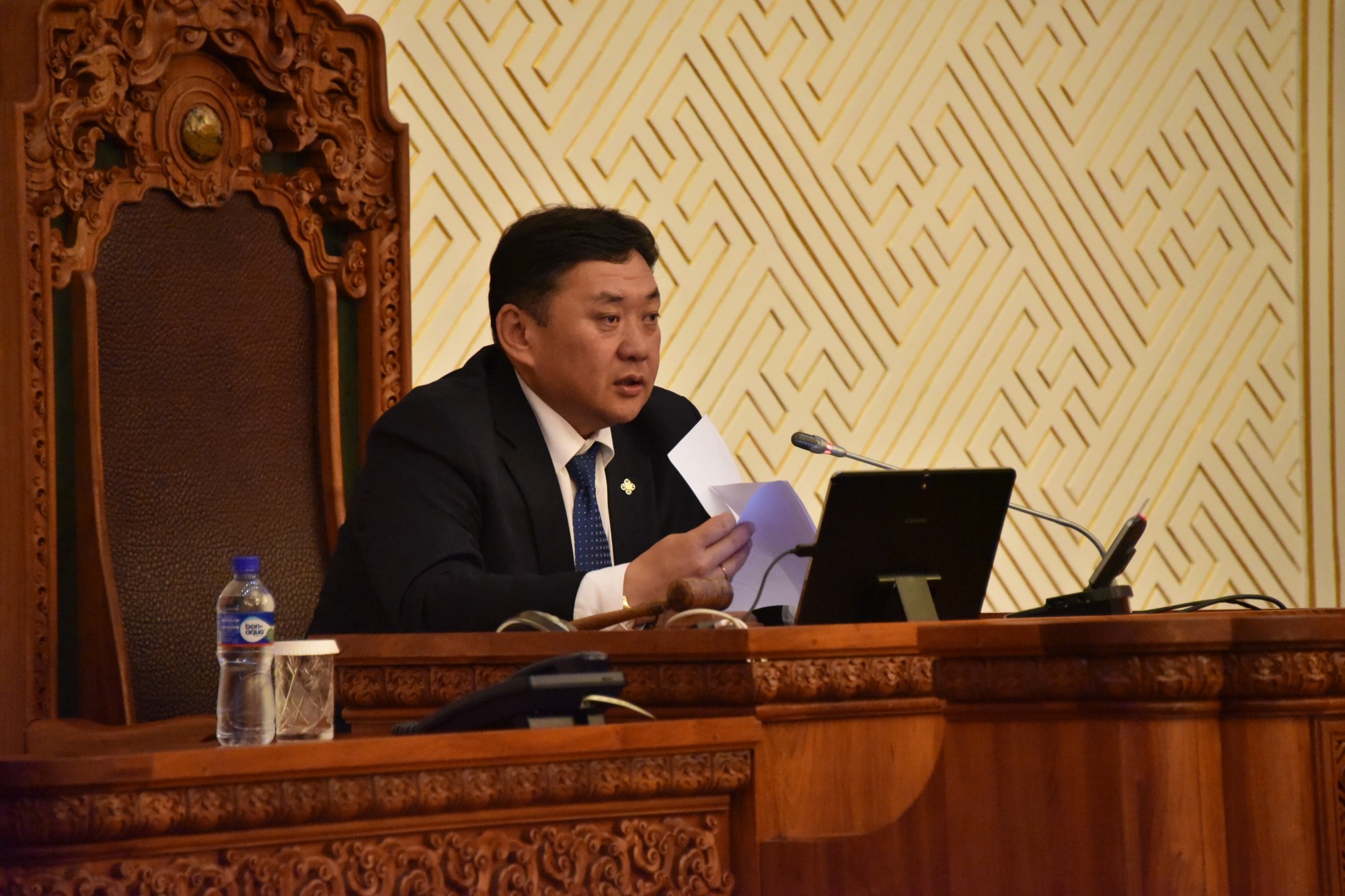 УИХ-ын даргыг огцруулах асуудлыг байнгын хороогоор хэлэлцэнэ