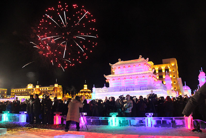 Олон улсын “цас мөсний баяр” манжуурт болж байна