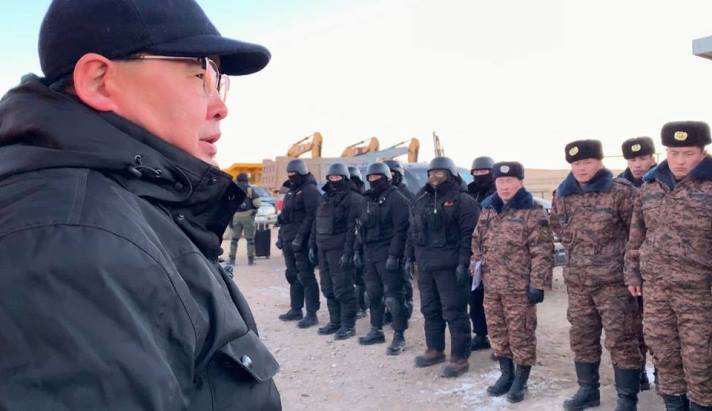 Салхитын мөнгөний ордыг “Эрдэнэс Монгол”-д шилжүүлэхээр боллоо