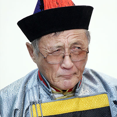 Амьдралыг өөрөөр эрхшээгч Хэнтийн Л.Нямаа