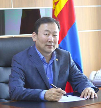 Б.Мөнхбат: Сүхбаатарчууд талын бугаа  өсгөж, байгалийн цогцолбор байгуулах боломжтой