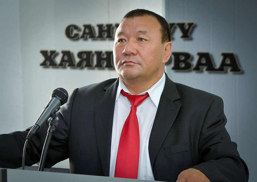 Үхлээс биш, харин үхдэл мэт амьдрахаас л ай!