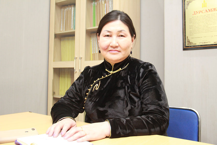 Т.Оюунтуяа: Сургалтын хөтөлбөртөө түүхэн бүтээлийг илүү тусгадаг