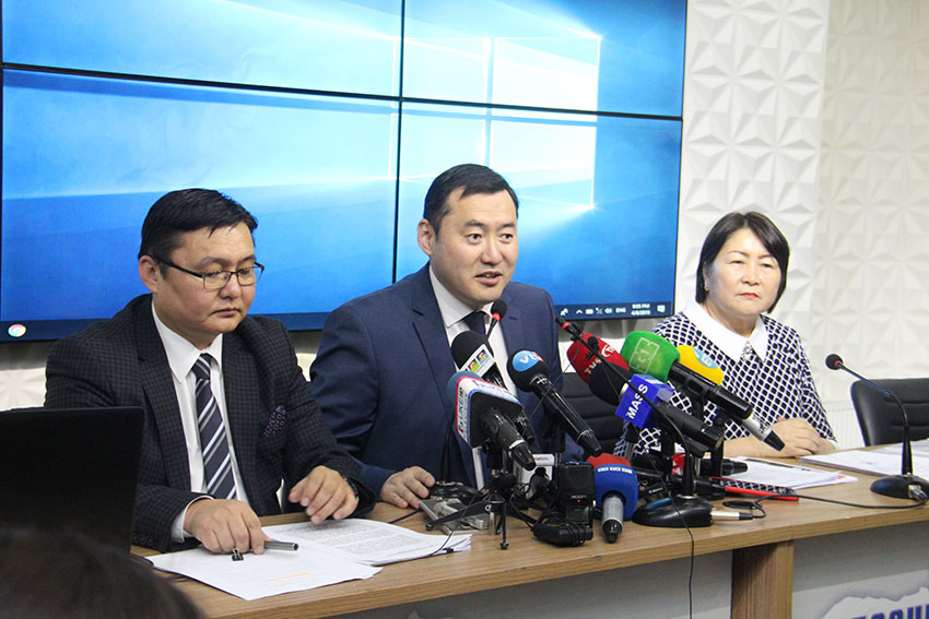 С.Амарсайханыг эрх мэдлээ урвуулан ашигласан хэмээн АТГ-т шалгуулахаар боллоо