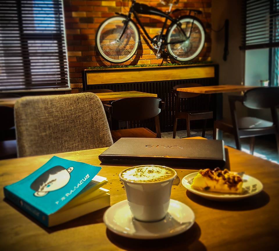 Сайхан кофе, сайн номын тансаг хослол