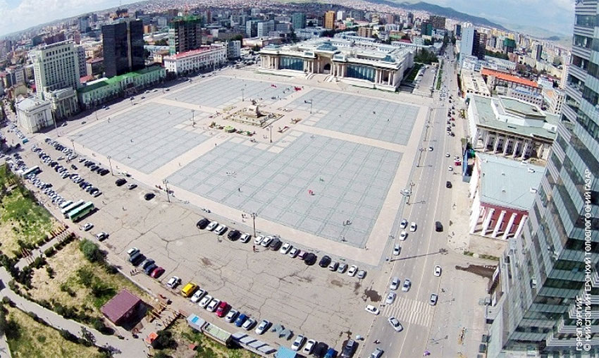 Аялагчдад  автомашиных нь зогсоолыг үлдээе, Хотын дарга аа