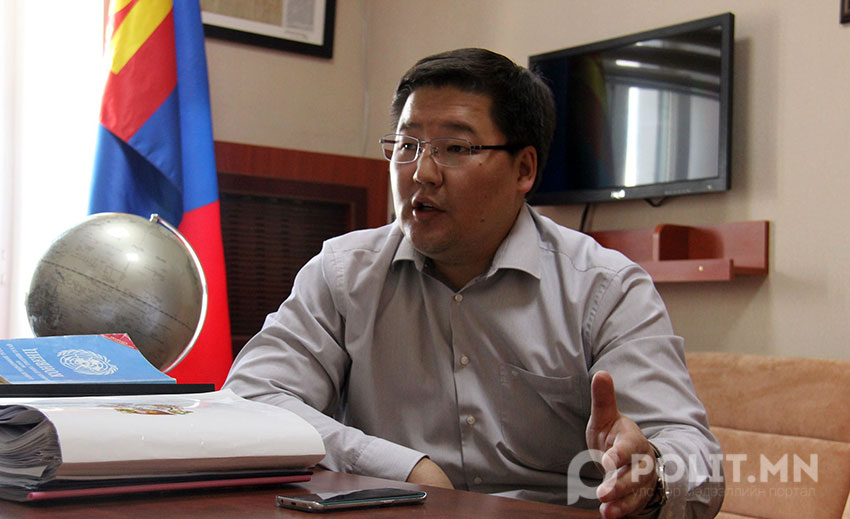 Д.Мөнх-Эрдэнэ: Реформ хийх нэрээр хуулийн салбарыг үгүй хийж байна