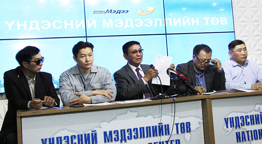 Үндэсний үйлдвэрлэгчдээ дэмжихийг шаардав