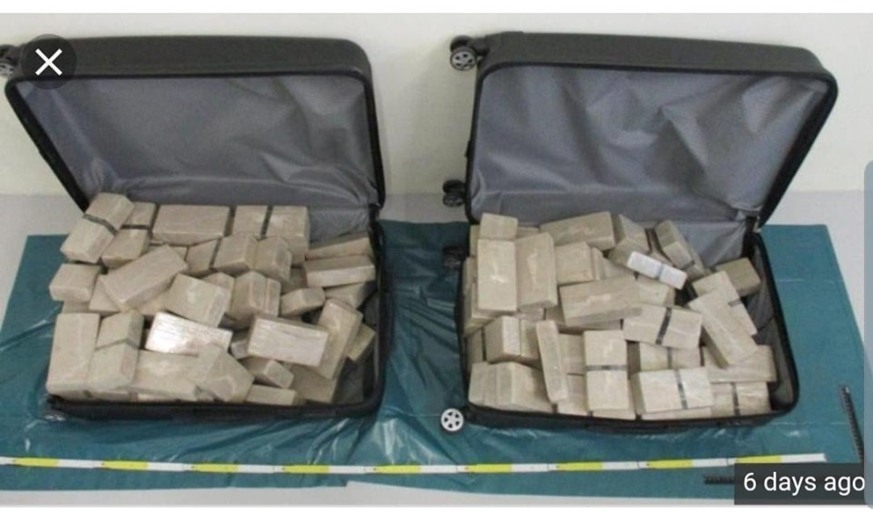 Д.Сумъяабазар сайдыг Германы хил дээр саатуулжээ