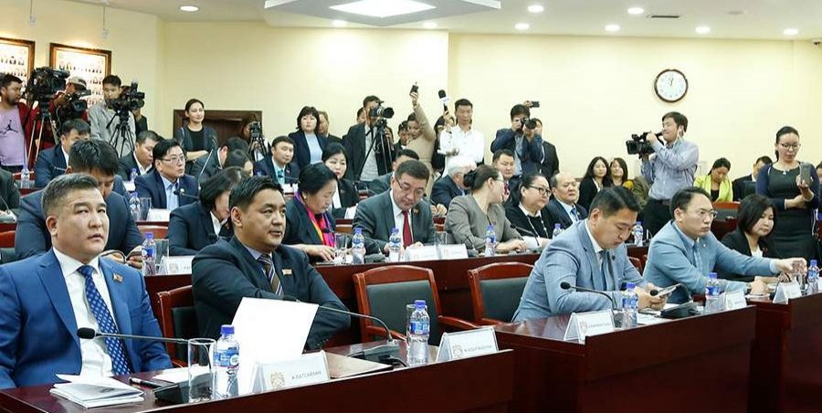 Хотын дарга С.Амарсайханыг огцруулах санал гаргажээ