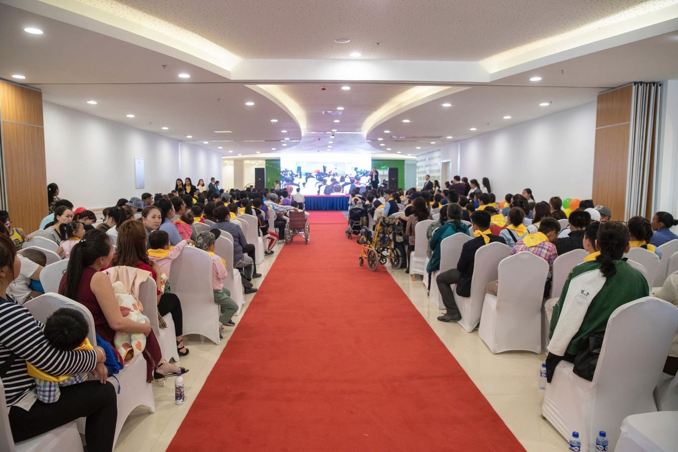 Хөгжлийн бэрхшээлтэй хүүхдийн сэргээн засах хөгжлийн төв үүдээ нээлээ