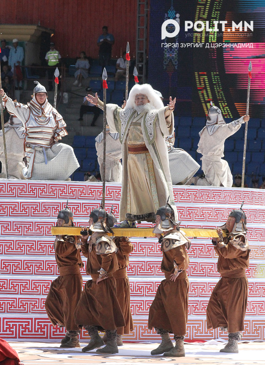 Фото: Тулгар төрийн 2228, Их Монгол Улсын 813, Ардын хувьсгалын 98 жилийн ой, Үндэсний их баяр наадам болж байна