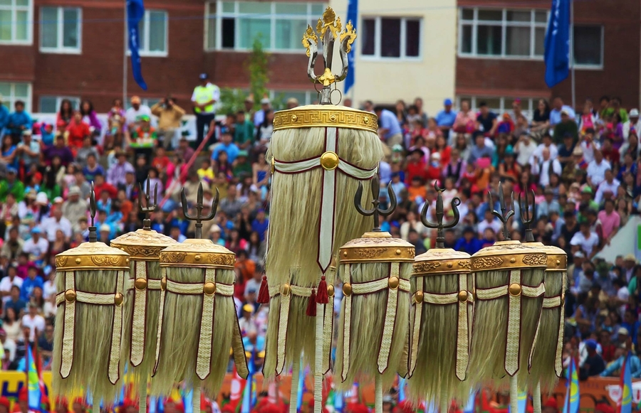 Танилц: Наадмын соёл, урлагийн хөтөлбөр