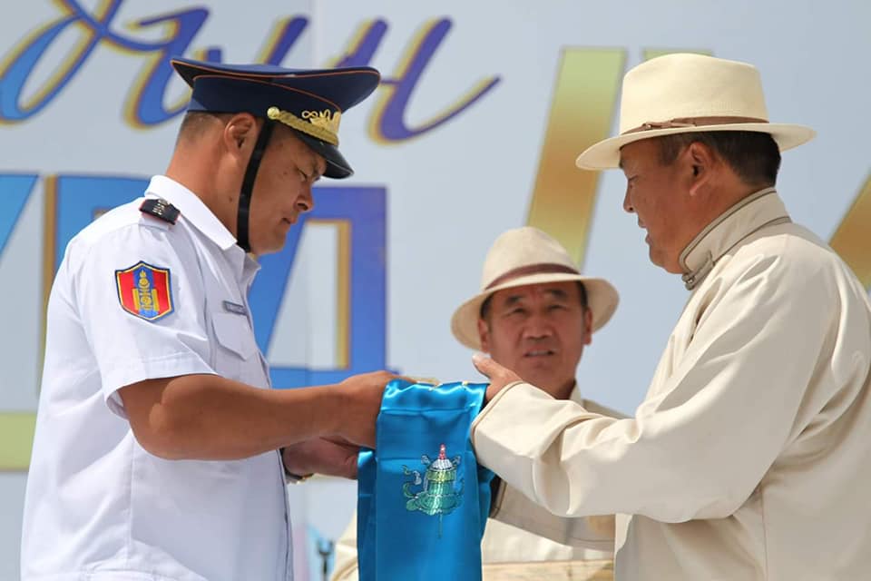 182 хүний амь аварсан Х.Мөнхбатад гурван өрөө байр өглөө