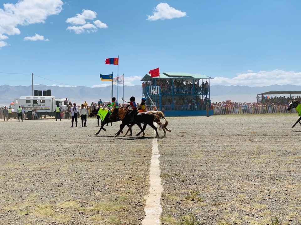 ГОВЬ ШАНХ-6 наадамд айрагт хурдалсан хүлгүүд