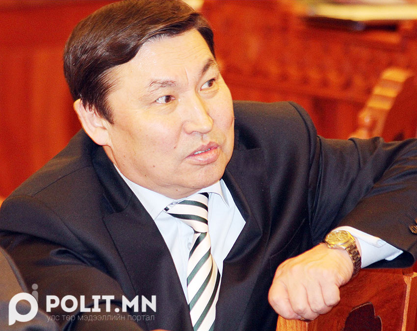 А.Бакей: Тогтолцоо ямар байхыг Үндсэн хуульд шууд заах хэрэгтэй