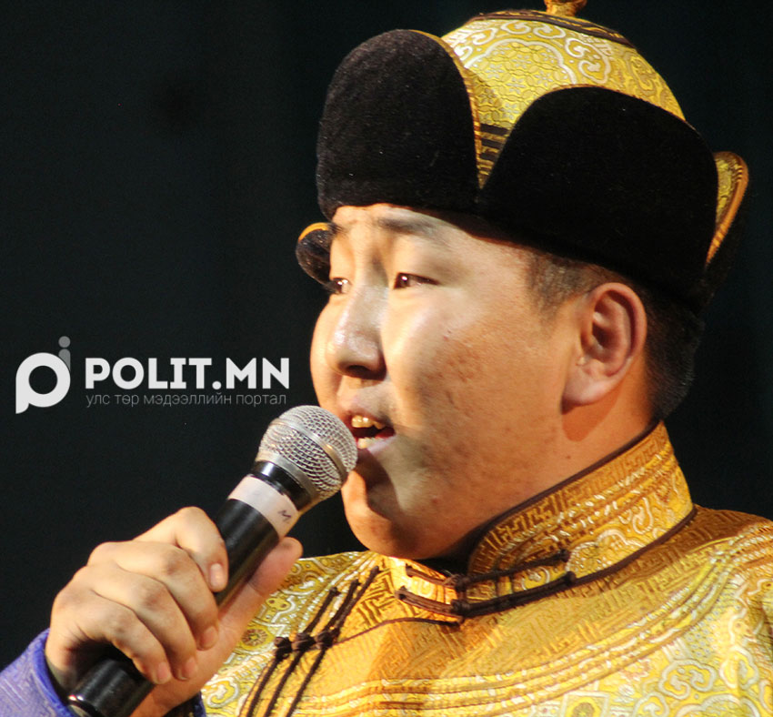 А.Хосбаяр: Би дуучин болоогүй бол алдарт уяач болох байсан