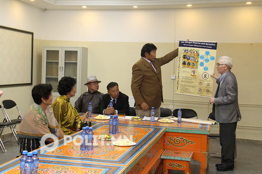 Фото: “Богд хааны зэргэцлийн чимэг” үзэсгэлэн