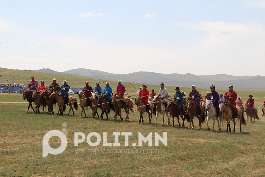 “Их хурд-8”: Шилдэг адуучид тодорлоо